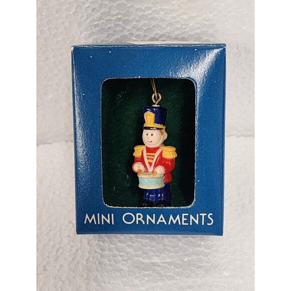Vintage Style mini Christmas drummer boy ornament - Picture 1 of 2